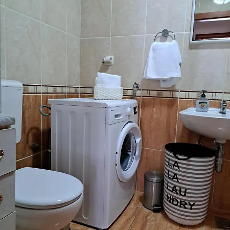 Arnir Apartment